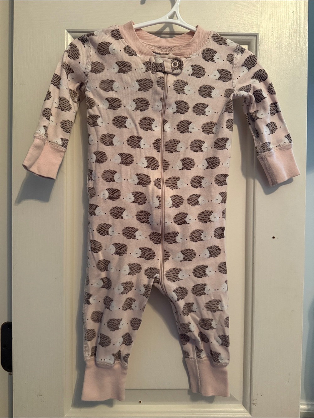 Hanna Andersson Pink Hedgehog Print One-Piece Pajamas- organic cotton 6-9 months